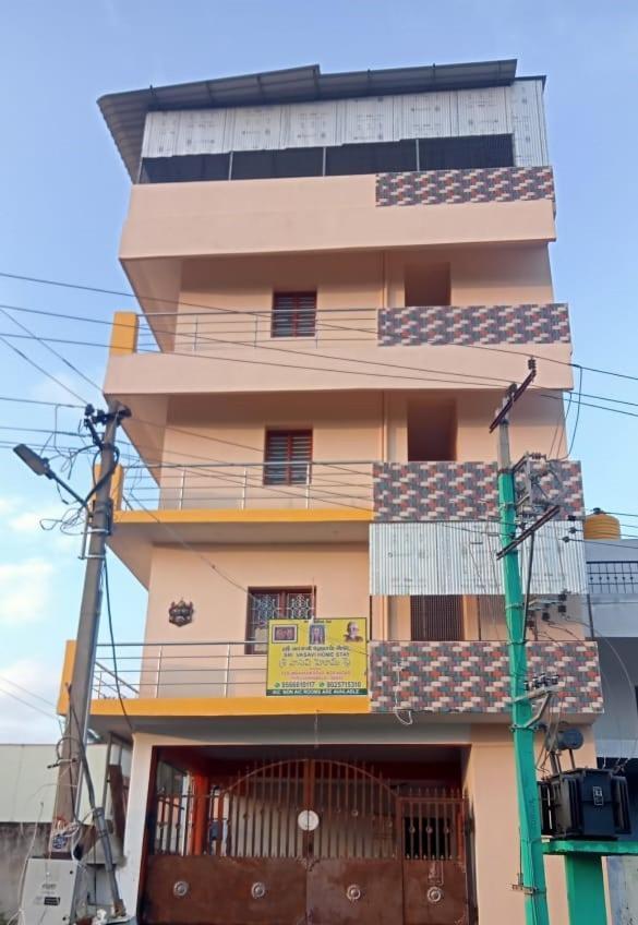 Sri Vasavi Home Stay Tiruvannāmalai Exterior foto